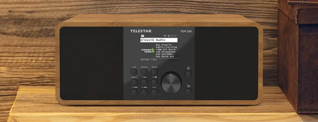 Mehr Holz: TELESTAR erweitert Radio Sortiment